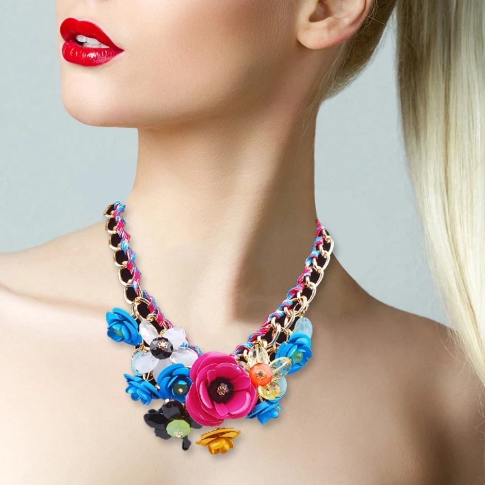 Chunky Floral Statement Floral Necklace